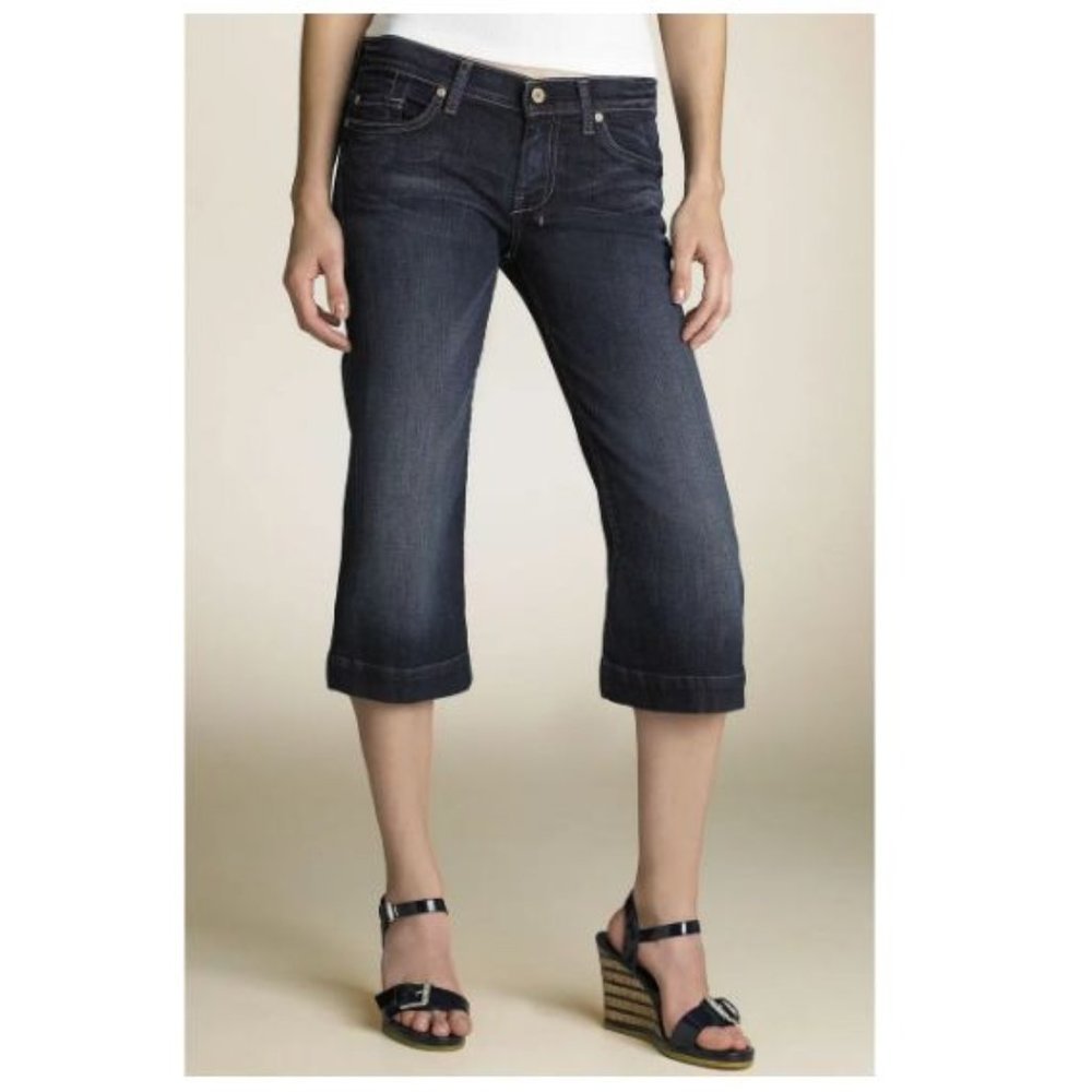 7FAM Distressed Dk Wash Crop Dojo Jeans Capris 27